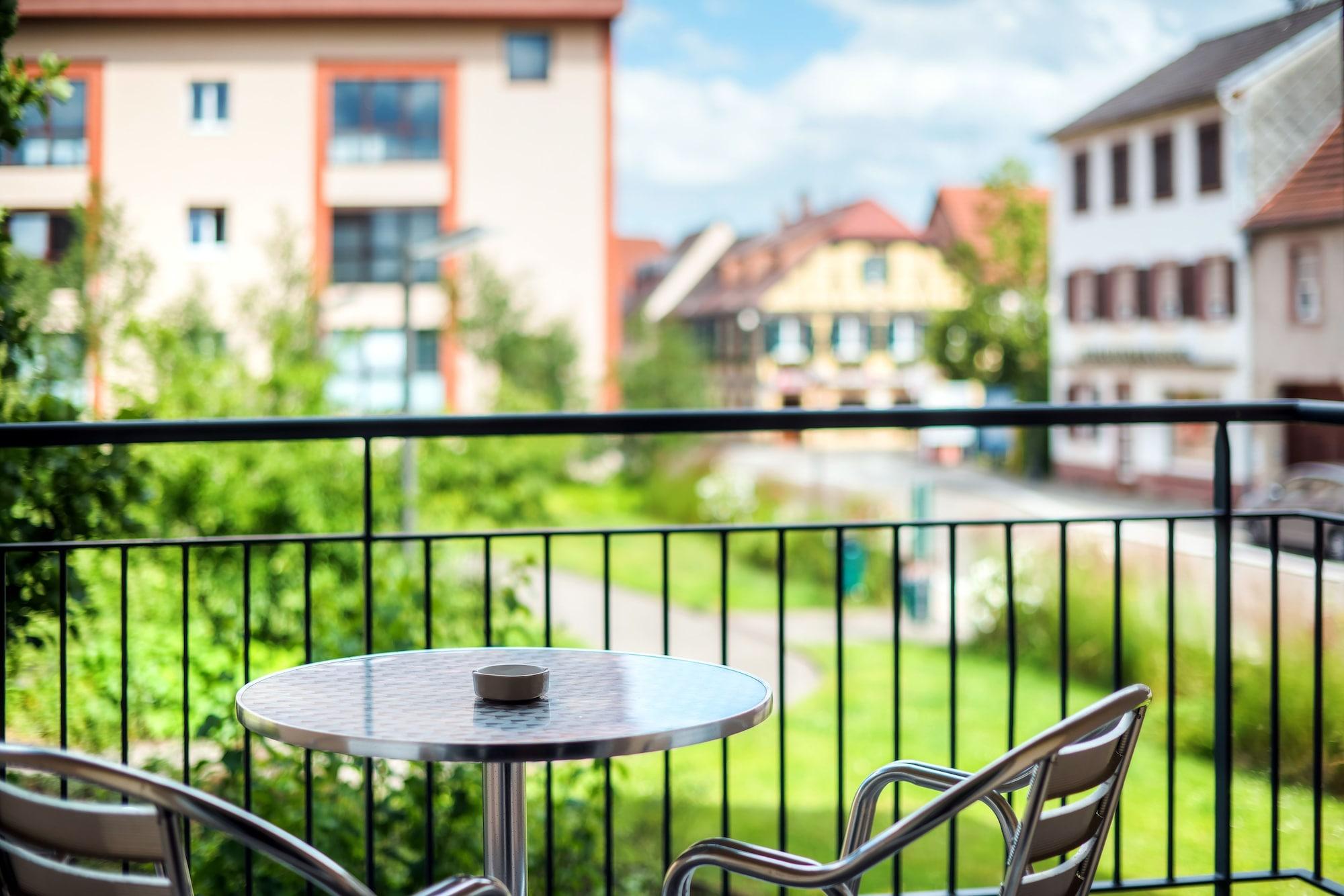 Comfort Aparthotel Mutzig Portes D'Alsace Exterior photo
